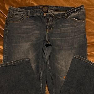 Mossimo size 16 jeans. In great condition. Very comfortable.